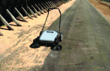 Boss Manual Sweeper - Mechanical Manual Sweeper Boss Manual Sweeper - Image 5